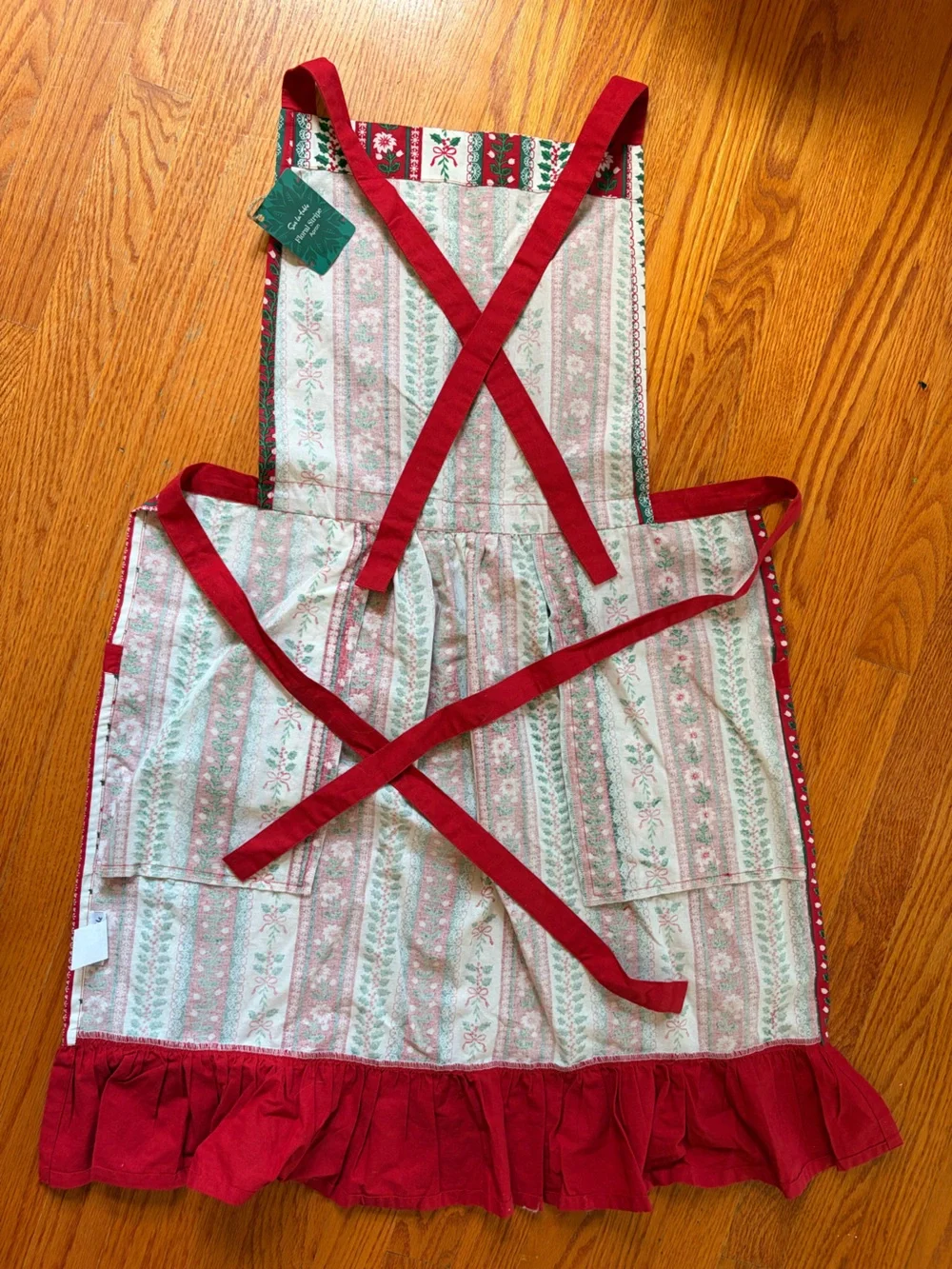 Sur La Table Green & Red Floral Stripe Holiday Apron, NWT